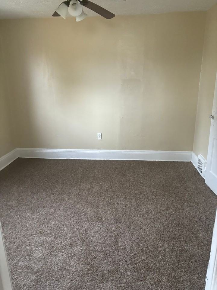 12033 Dove Avenue - Photo 5 of 7