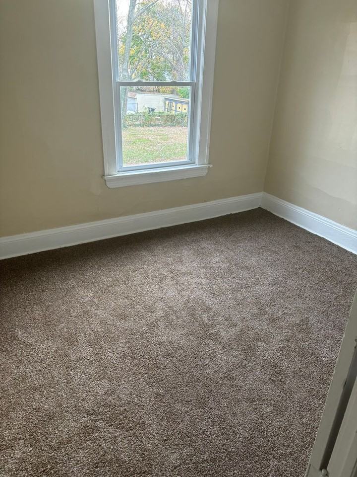 12033 Dove Avenue - Photo 6 of 7