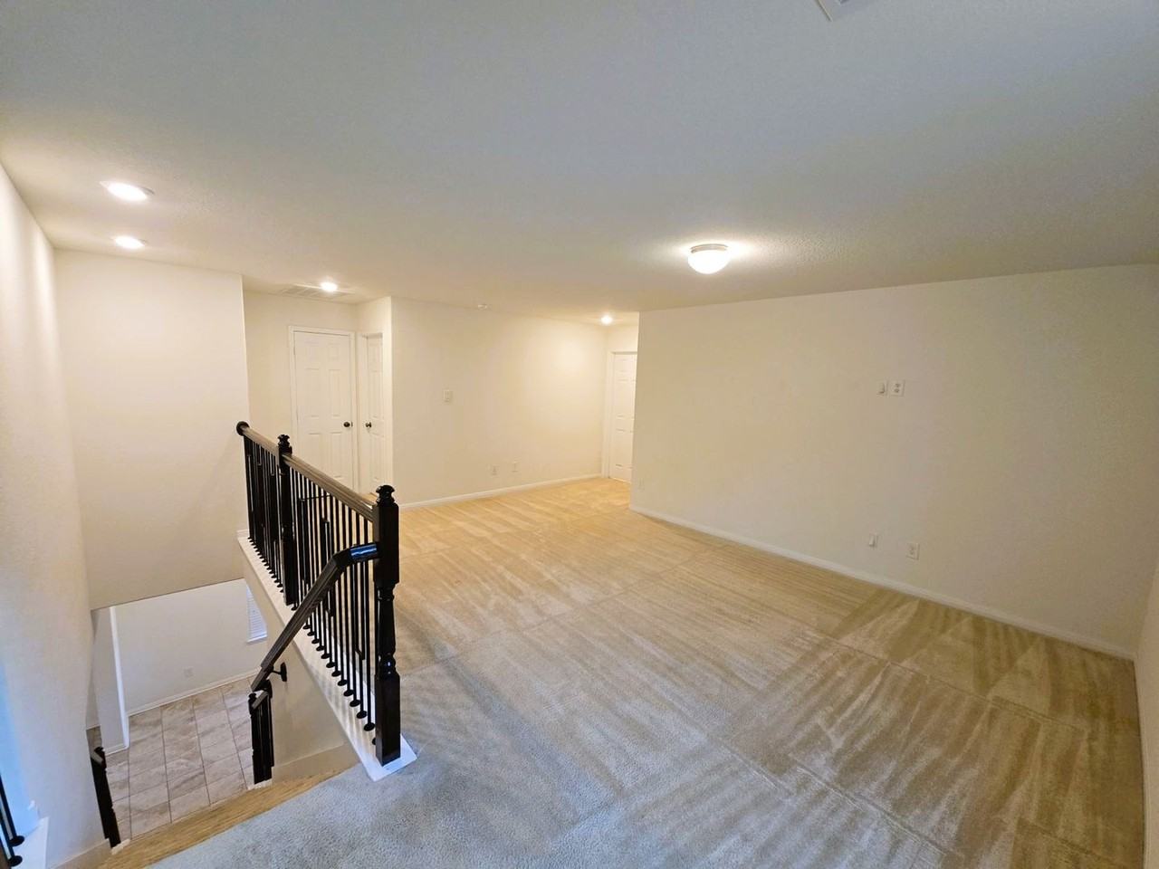 16626 Cliff Vale Ct - Photo 2 of 40