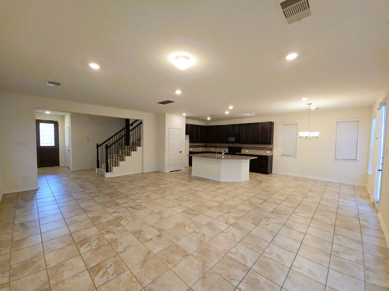 16626 Cliff Vale Ct - Photo 3 of 40