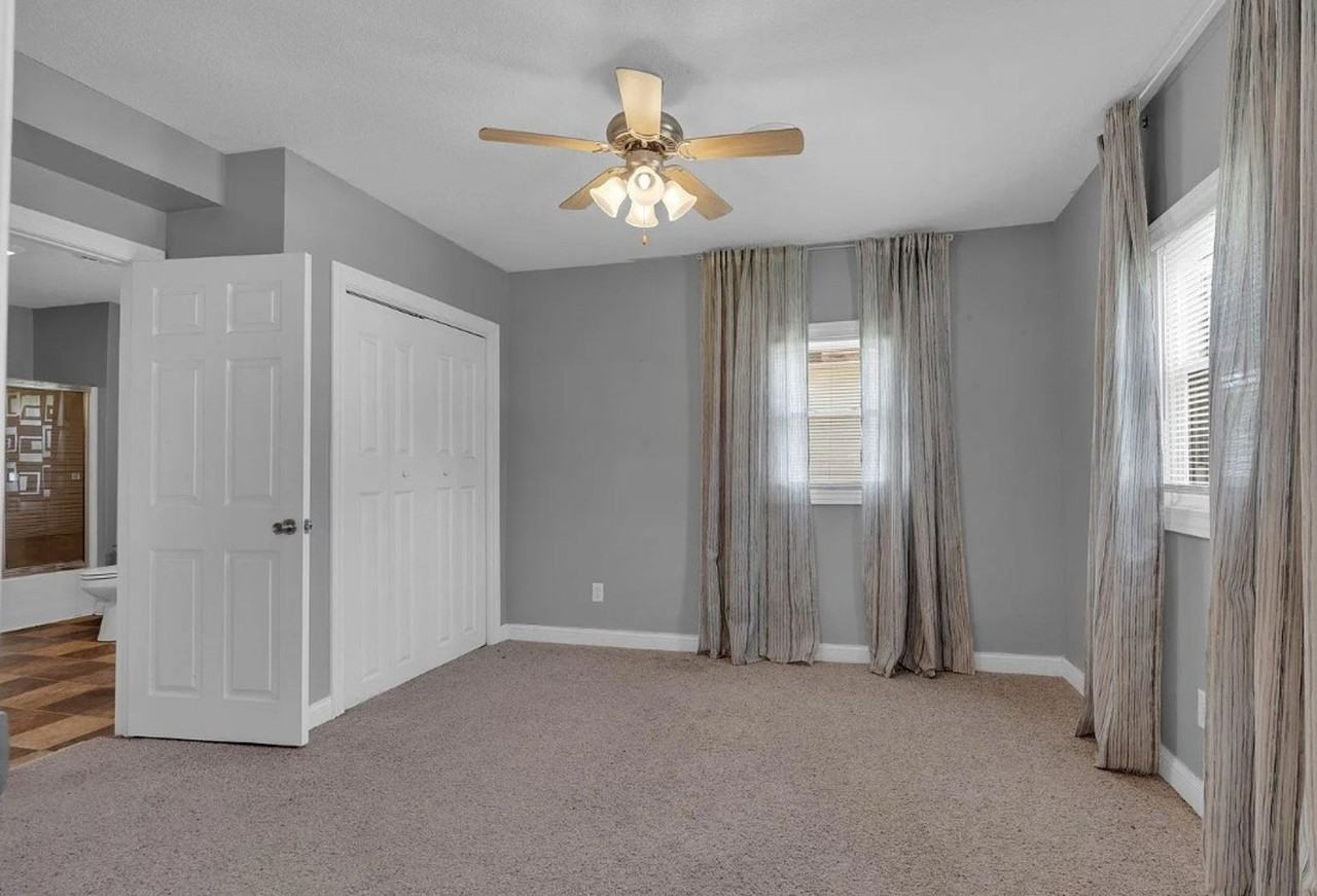 2209 41st St - Photo 7 of 12