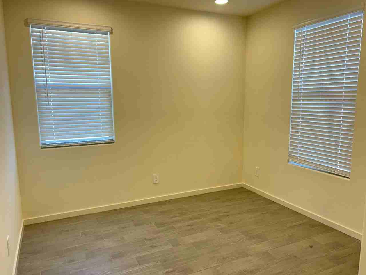 20520 N Candlelight Rd - Photo 7 of 21