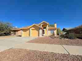 featured image of 11044 Middledale St