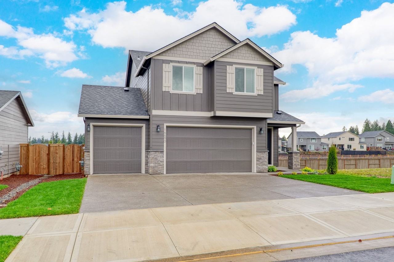 16690 Se Smith Rock St - Photo 3 of 26