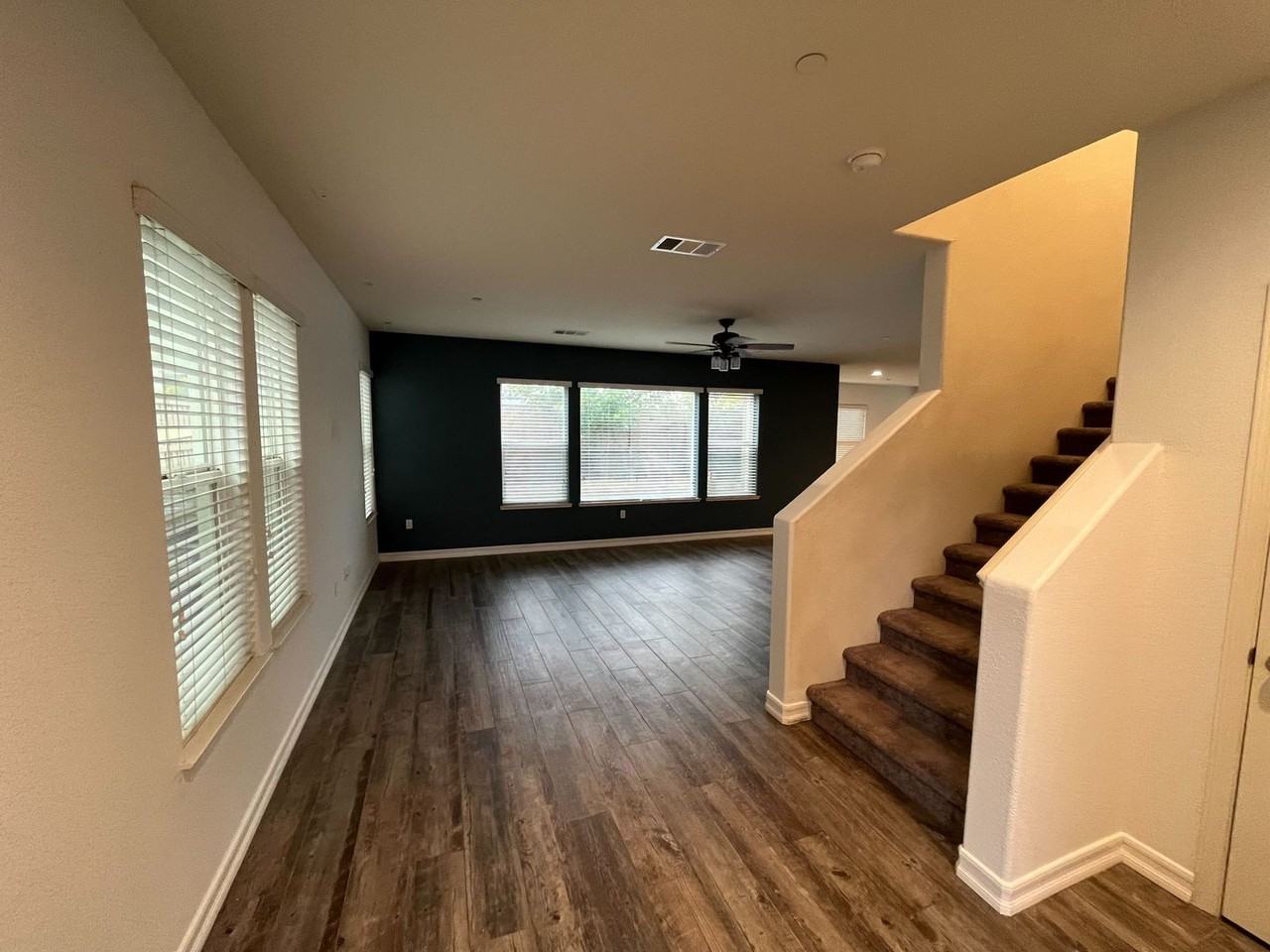 21173 Cabernet Dr - Photo 2 of 17