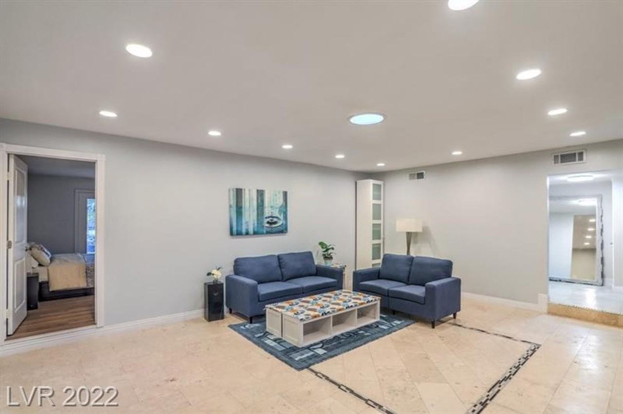 2505 Laurie Drive (Units A-D) - Photo 4 of 42