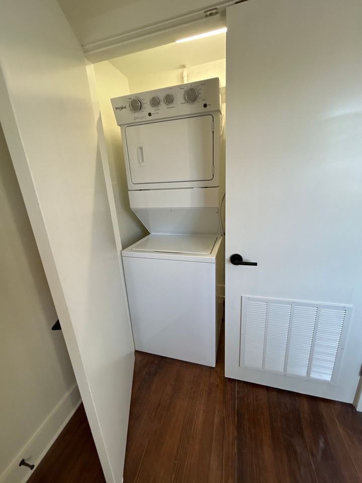 Stewart,SE,825 - Photo 6 of 17