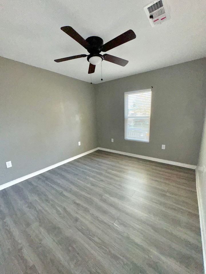 901 Cloud St - Photo 6 of 18