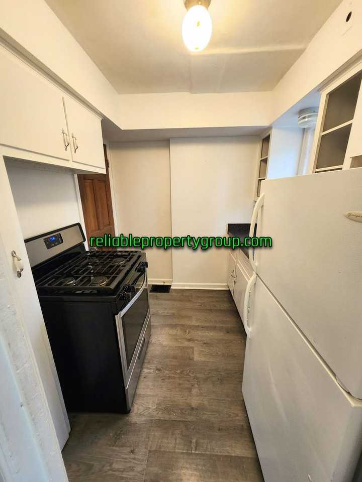 1838 Kentucky Ave - Photo 6 of 14