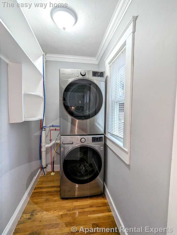 4 Edgar Ct #2 - Photo 4 of 22