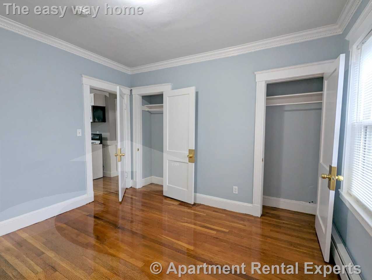 4 Edgar Ct #2 - Photo 7 of 22