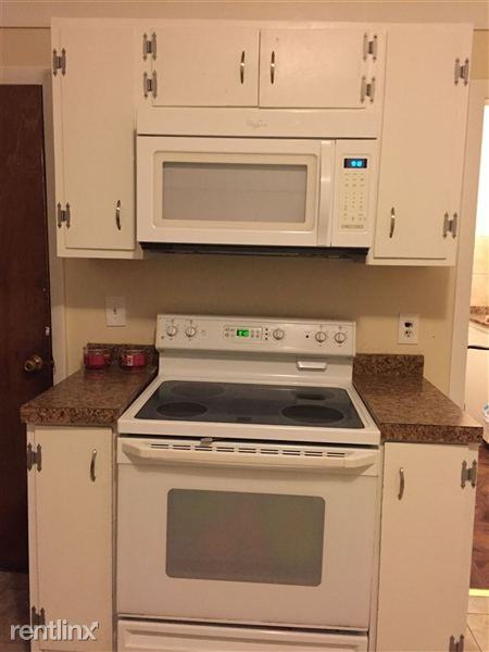 Newbury st - Photo 3 of 5