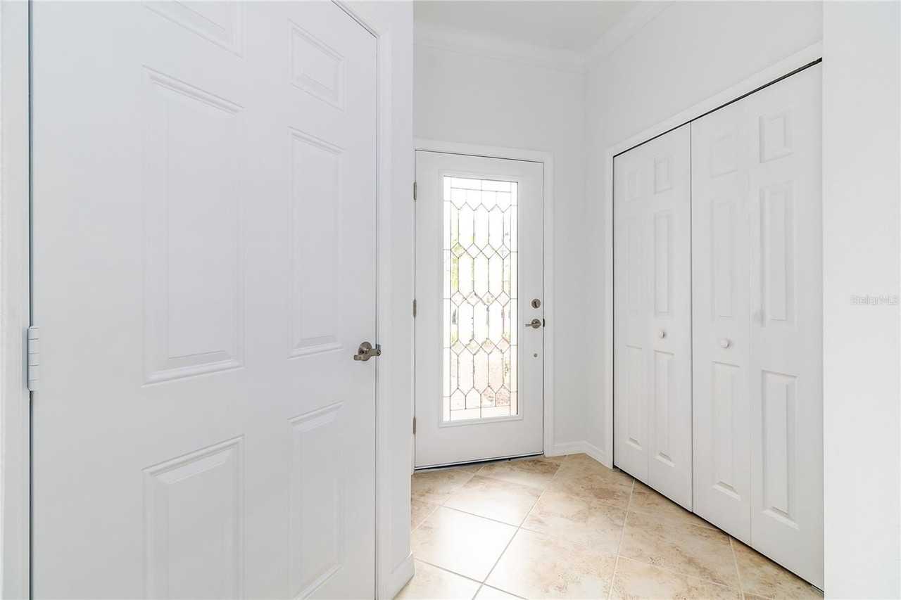 20414 Lagente Cir - Photo 4 of 31