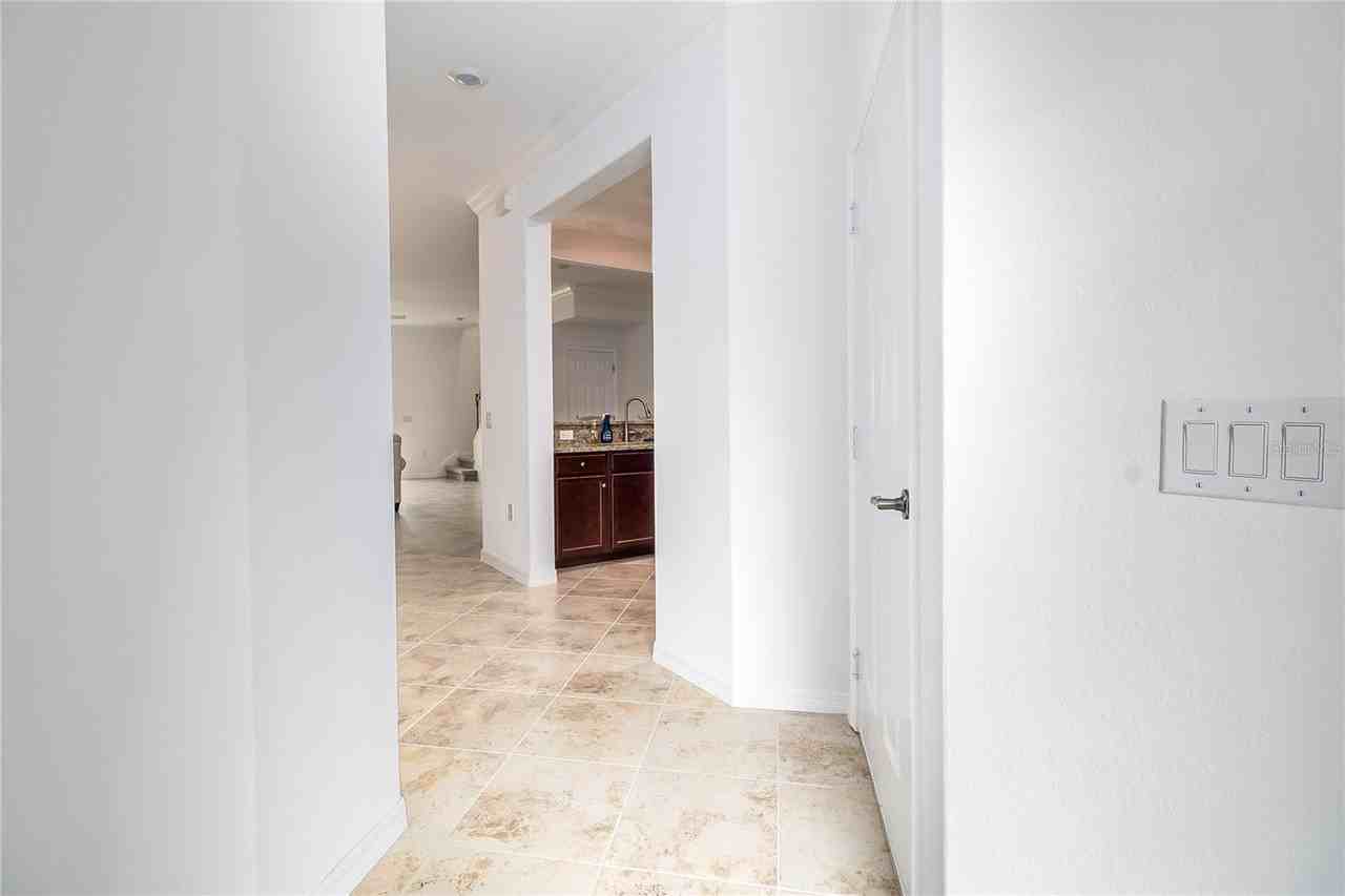 20414 Lagente Cir - Photo 5 of 31