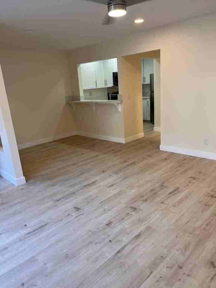 3234 Ashford St - Photo 2 of 12
