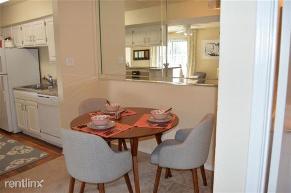 8750 Point Park Dr - Photo 3 of 7