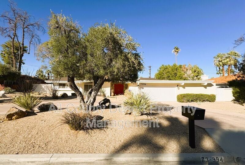 73394 Tamarisk St - Photo 2 of 28