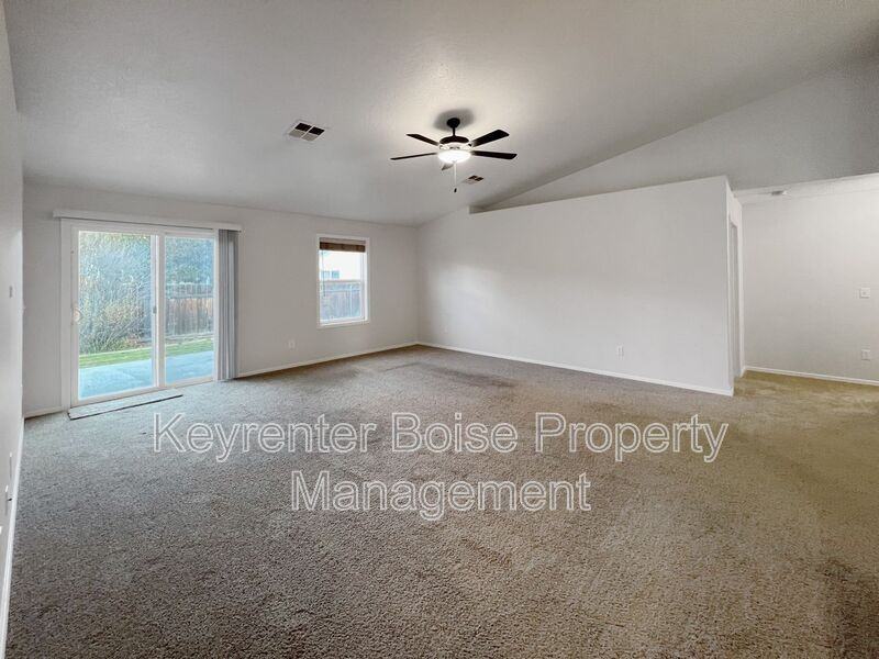 12870 West Baldcypress Drive - Photo 3 of 19