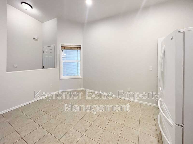 12870 West Baldcypress Drive - Photo 7 of 19