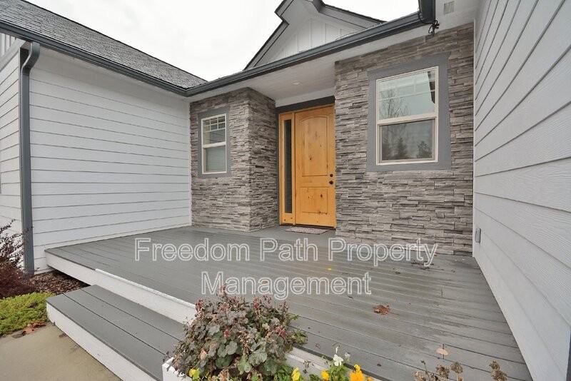 1025 Northview Dr - Photo 2 of 29