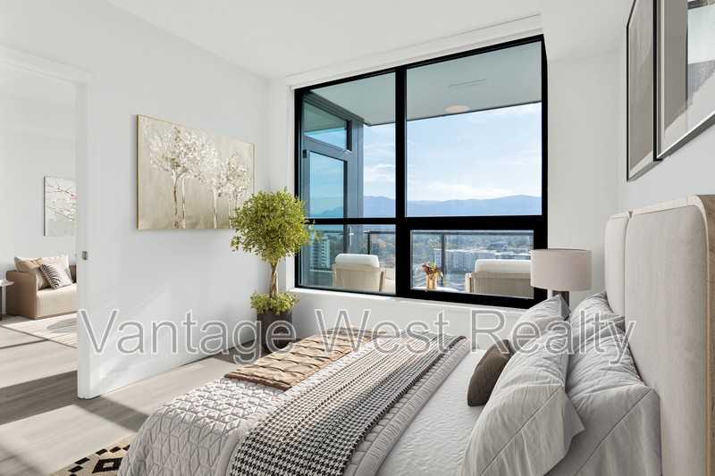 1703-1488 Bertram - Photo 3 of 8