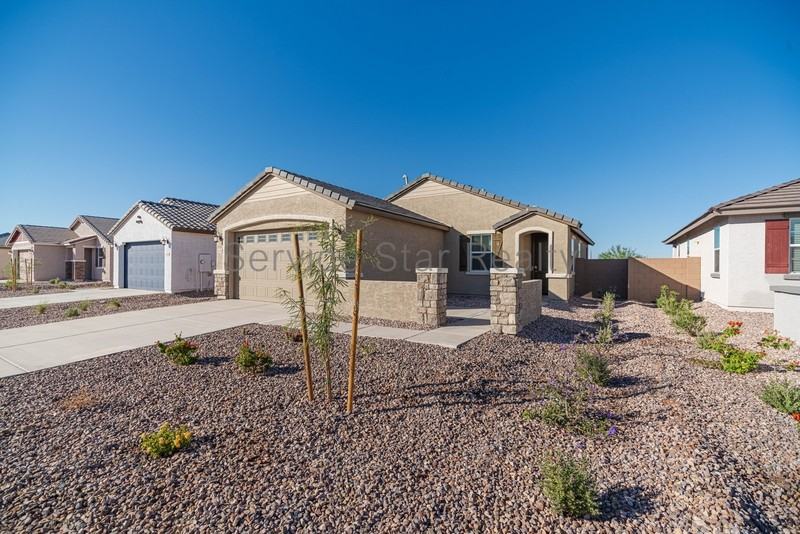 36550 W Giallo Ln - Photo 3 of 30