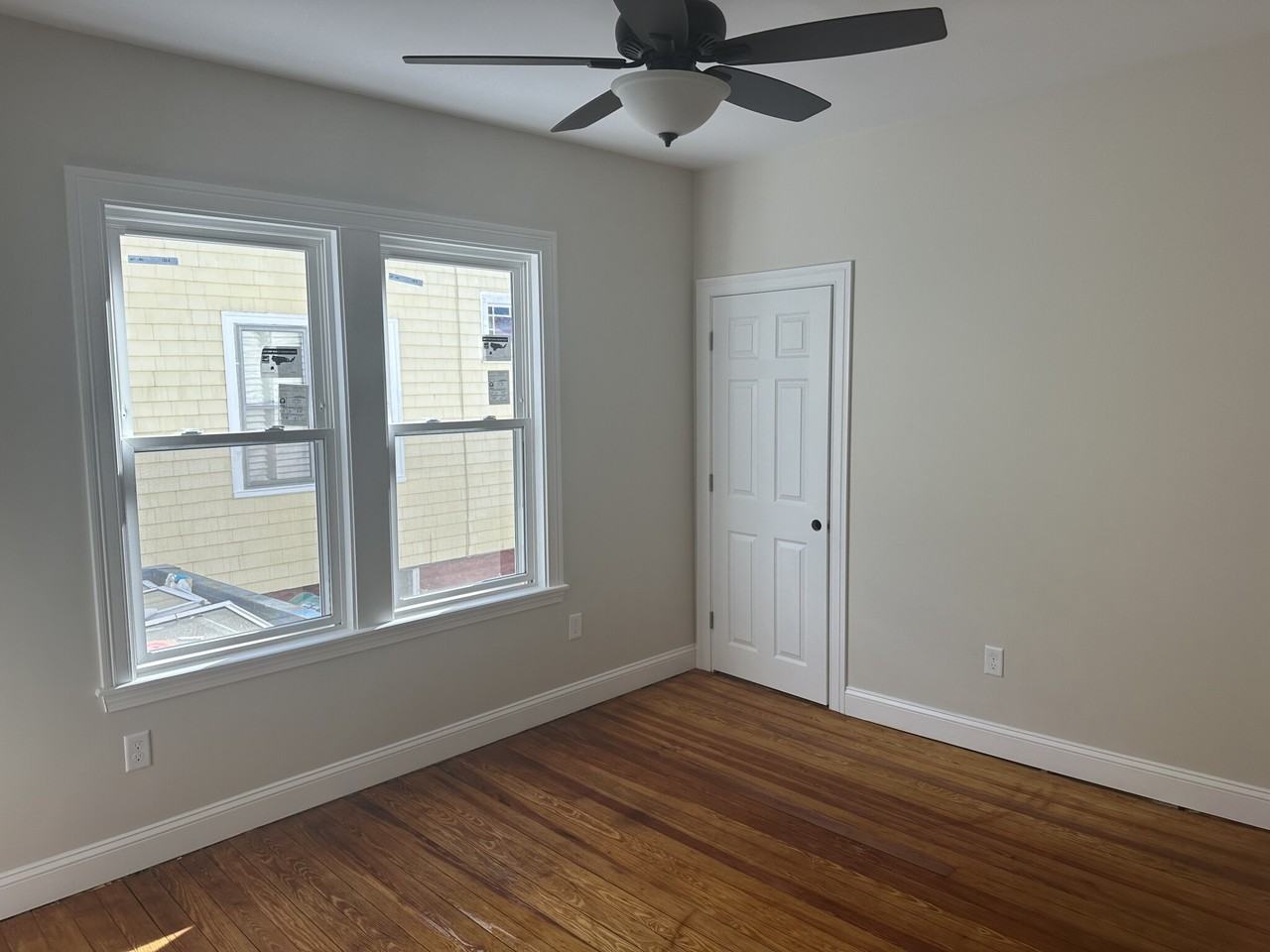 Capen St - Photo 3 of 9