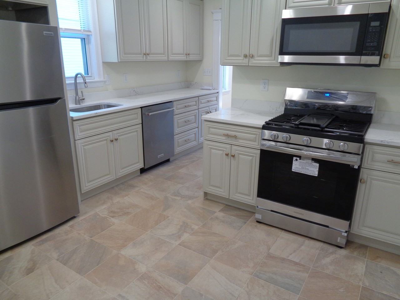 Wilson Ave #2 - Photo 3 of 31