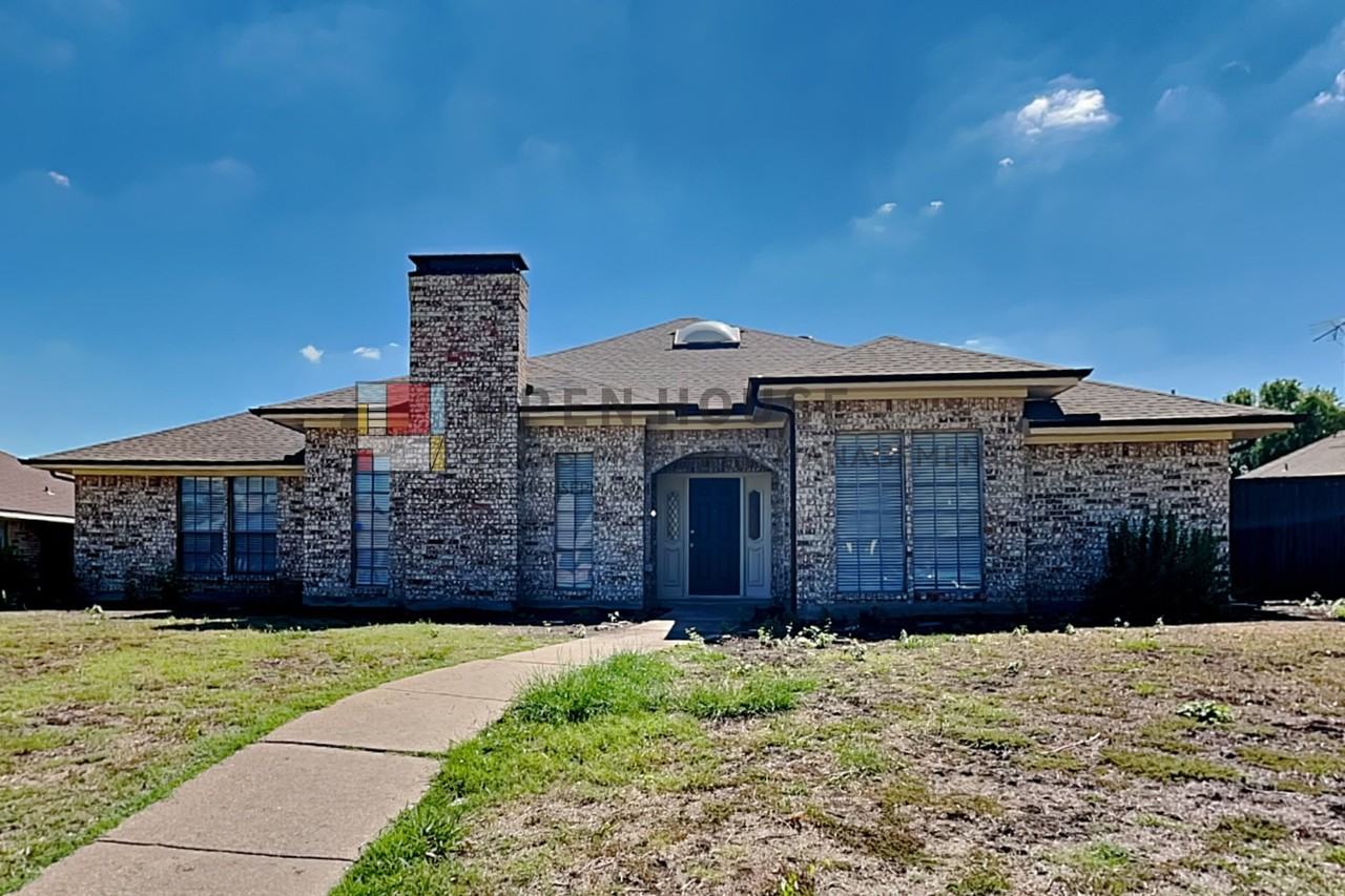 3320 Cross Bend Rd - Photo 2 of 19