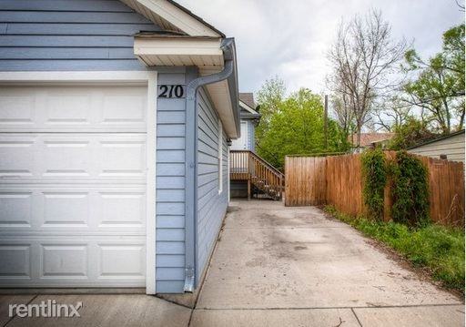 210 Peterson St - Photo 2 of 21