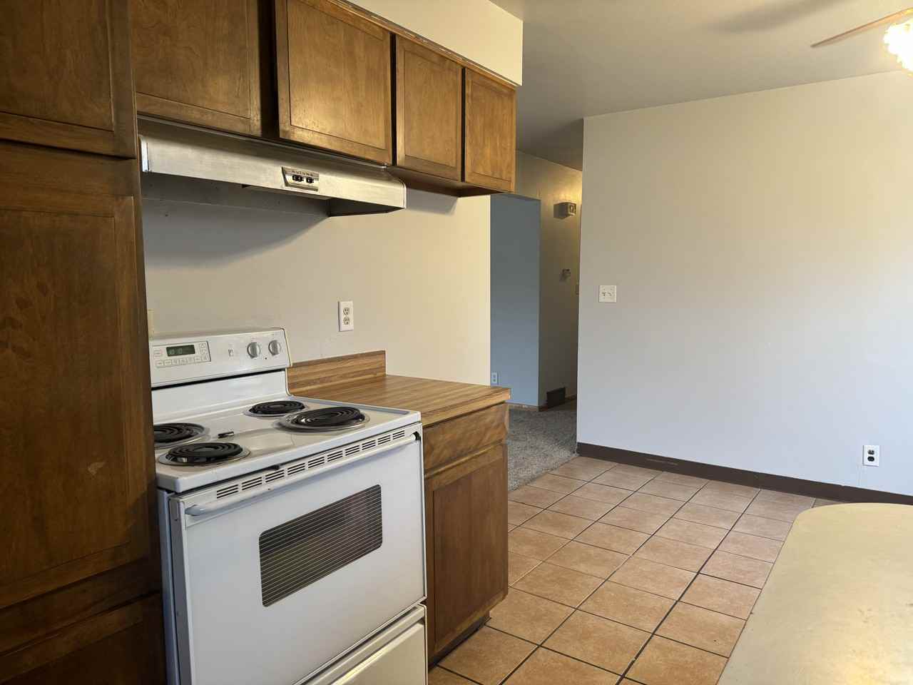 1107 17th St S - Photo 5 of 19