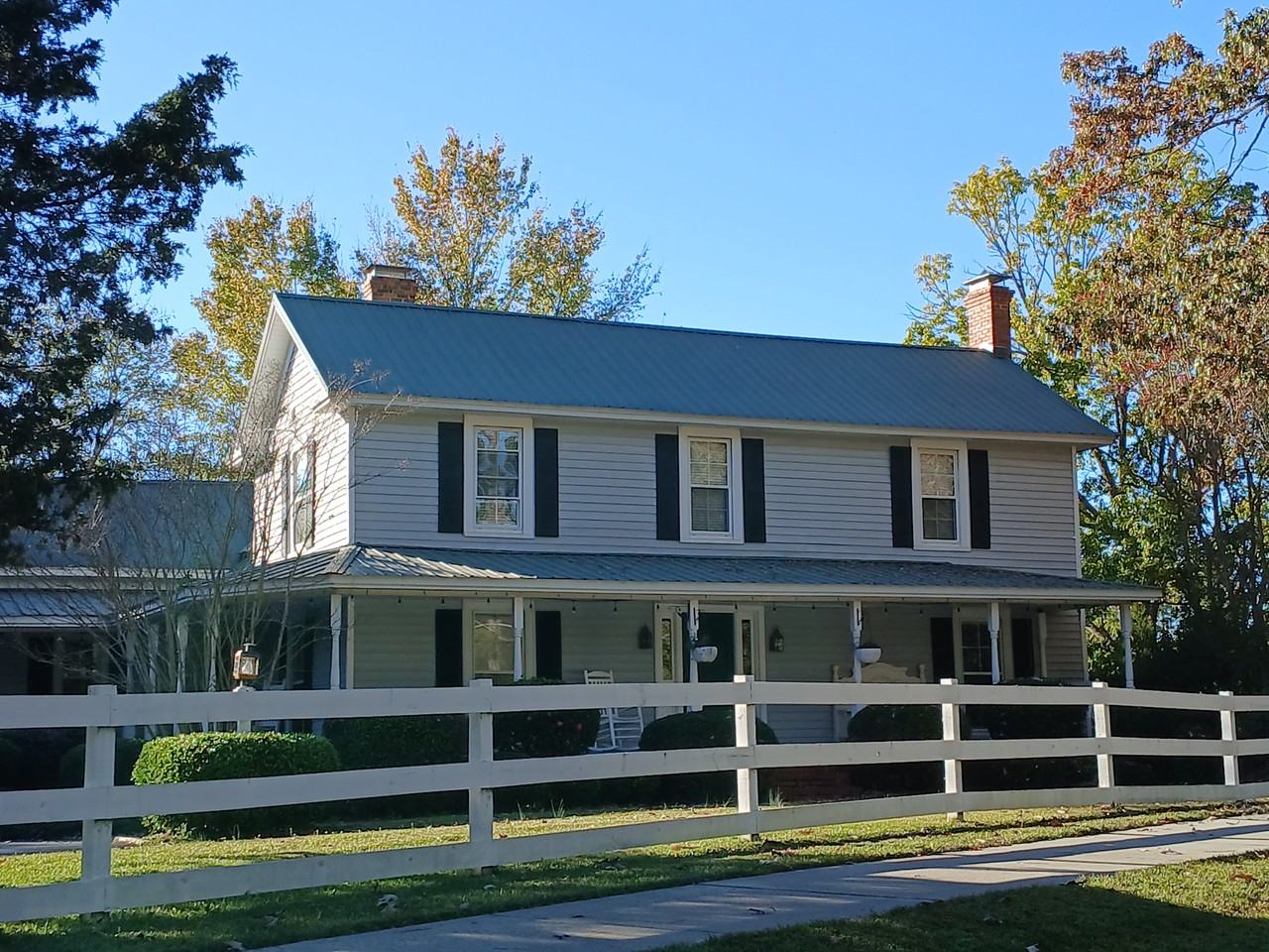 1920 Kelly Rd - Photo 3 of 50