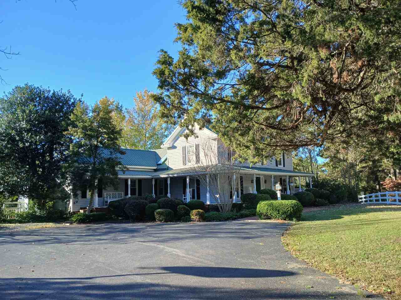 1920 Kelly Rd - Photo 5 of 50