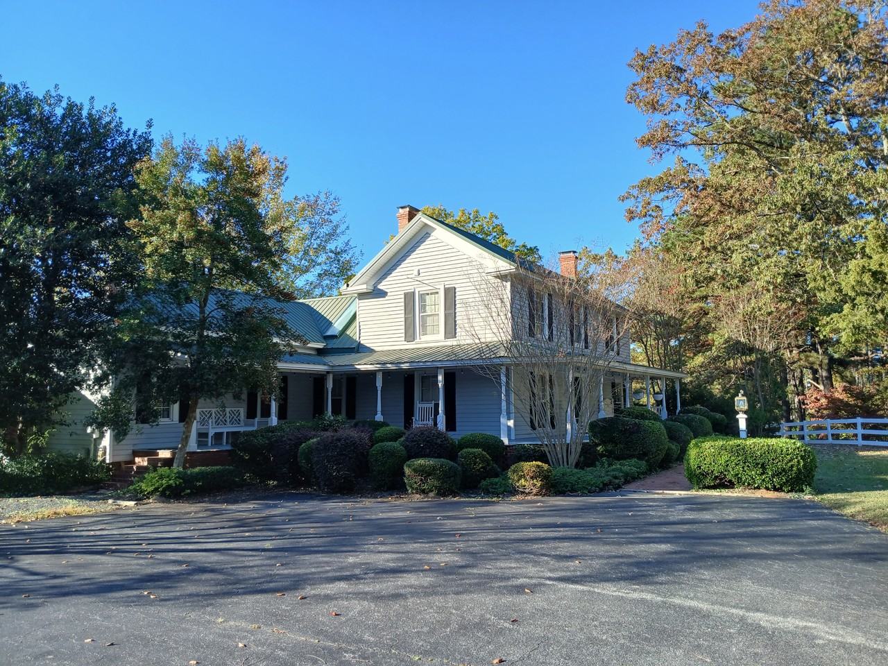 1920 Kelly Rd - Photo 6 of 50