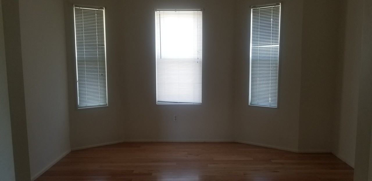 211 White St #2R - Photo 3 of 8