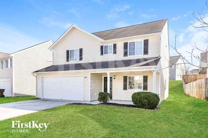 3740 Eskdale Dr - Photo 2 of 16