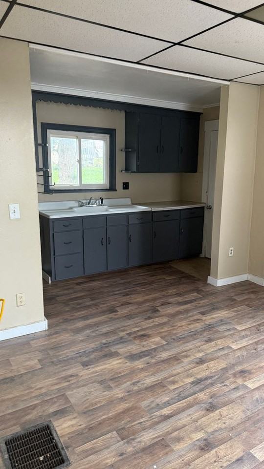 1809 E Washington St - Photo 3 of 5