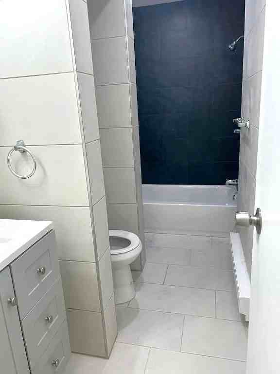 286 South Center Street #16 - Photo 2 of 4