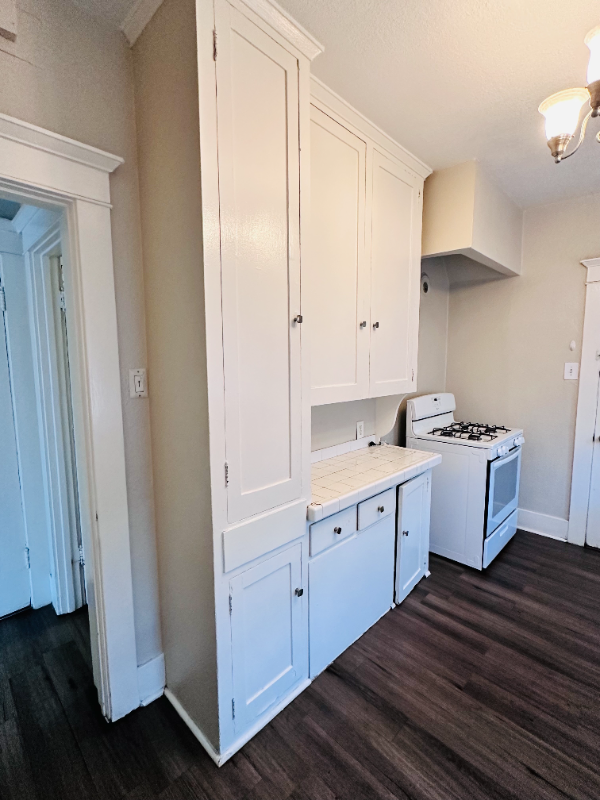 1230 N Loma Vista Dr - Photo 4 of 9