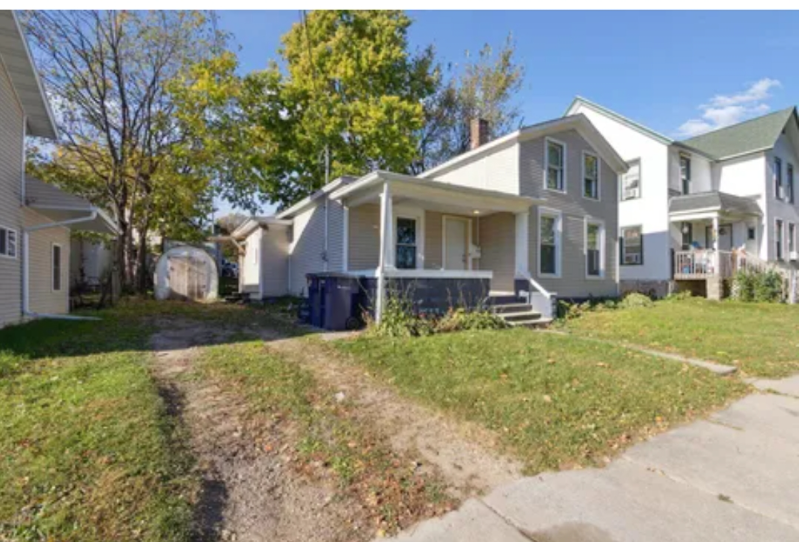 323 N High St - Photo 3 of 16