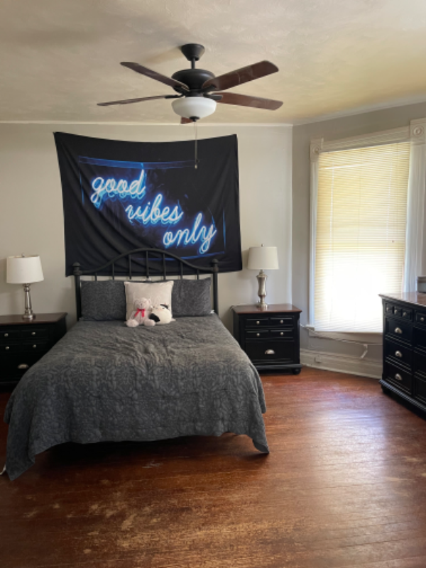 304 W Morrison St - Photo 2 of 8