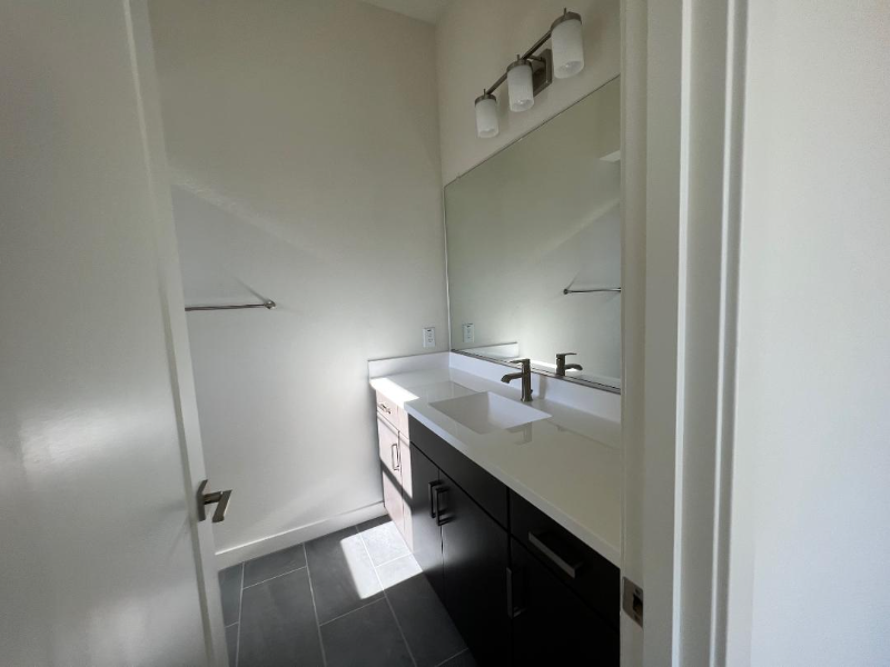 3414 E Valencia Dr - Photo 7 of 20