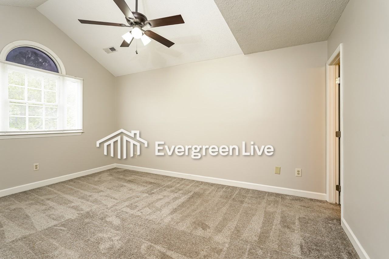 14 Cedar Knoll Dr - Photo 7 of 12