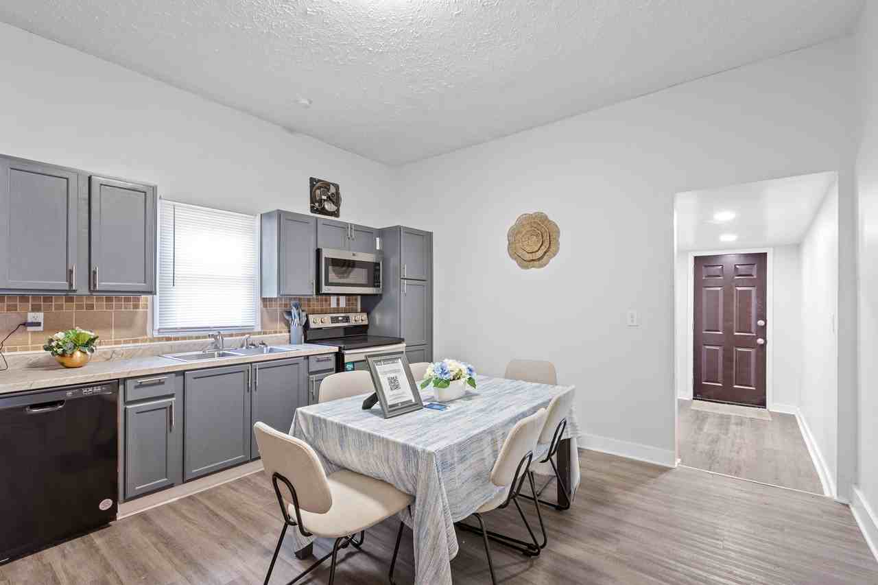 W 11th St & King Ave #2C - Photo 6 of 28