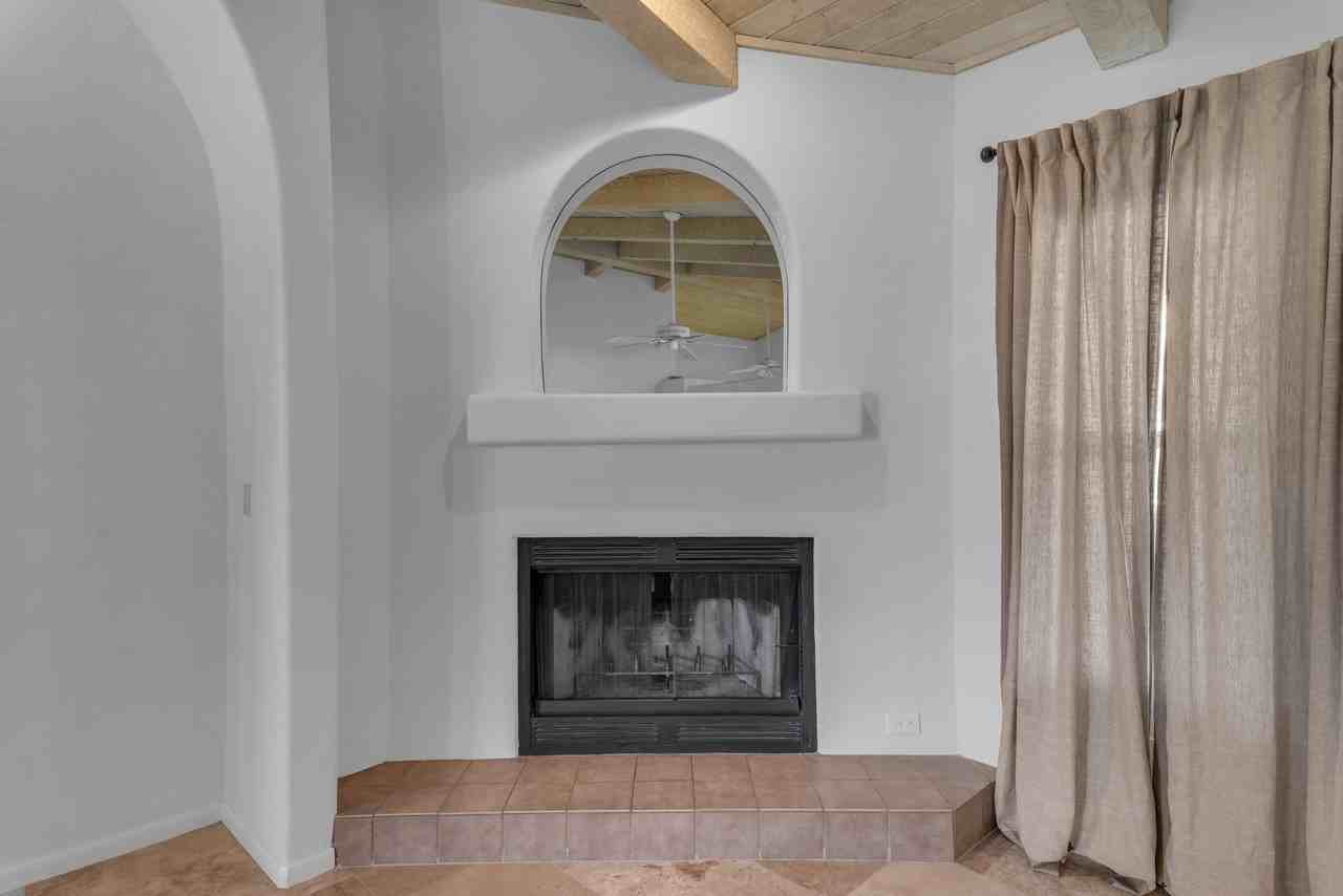 10140 East Bloomfield Road - Photo 3 of 46