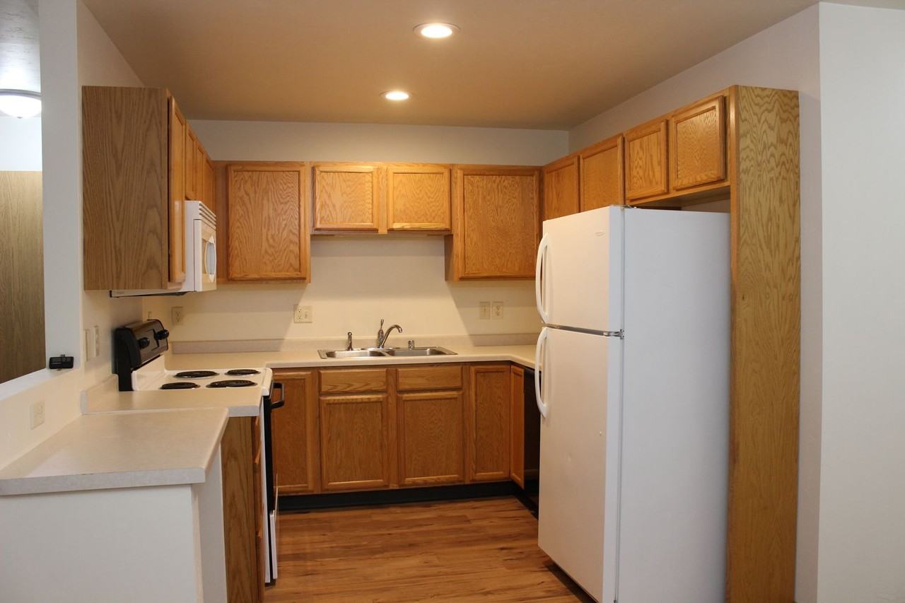 Shade Tree Estates - Photo 6 of 32