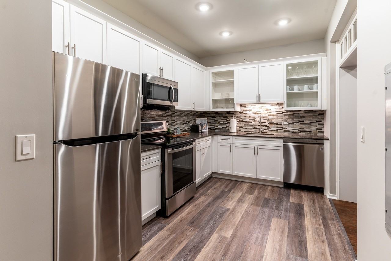Park Heights by the Lake Apartments - Photo 3 of 50