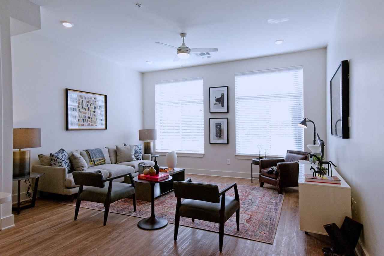 The Rise Apartments - Photo 5 of 32