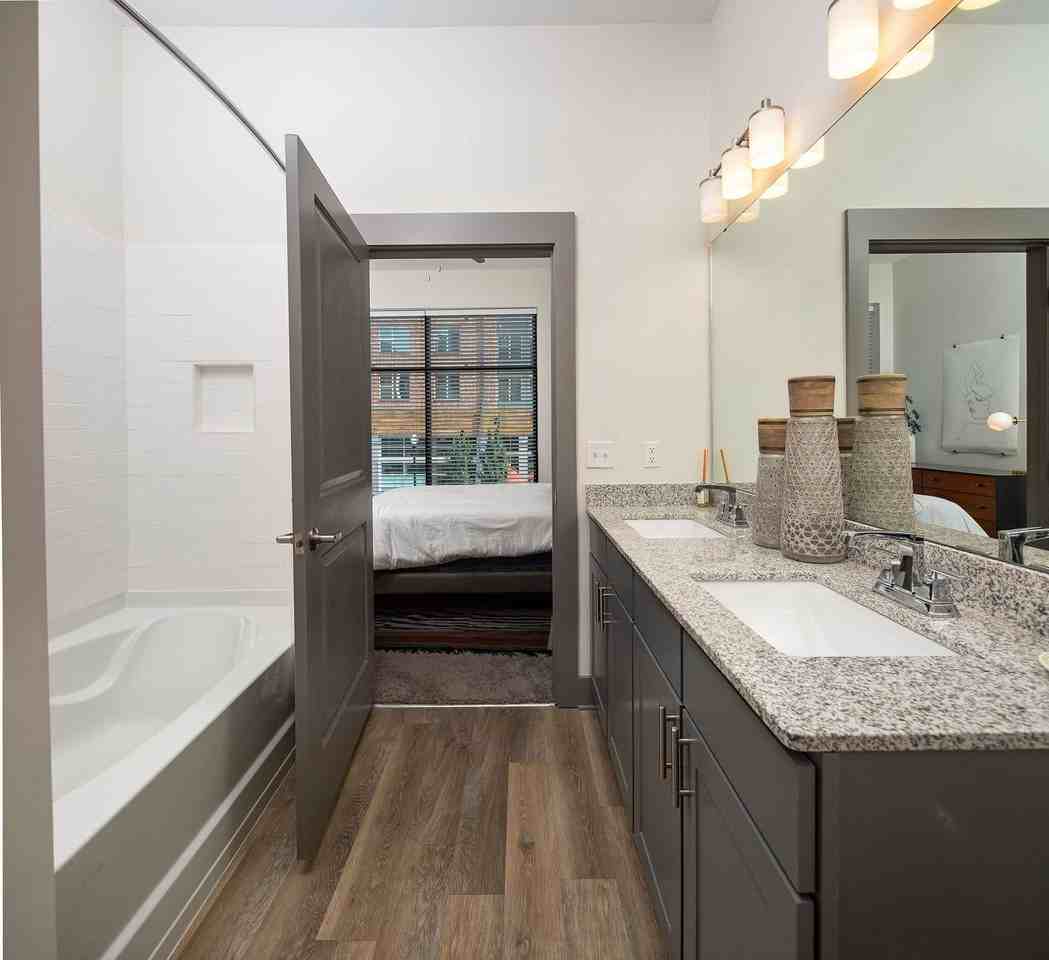 Atlas Apartments at Germantown - Photo 7 of 31