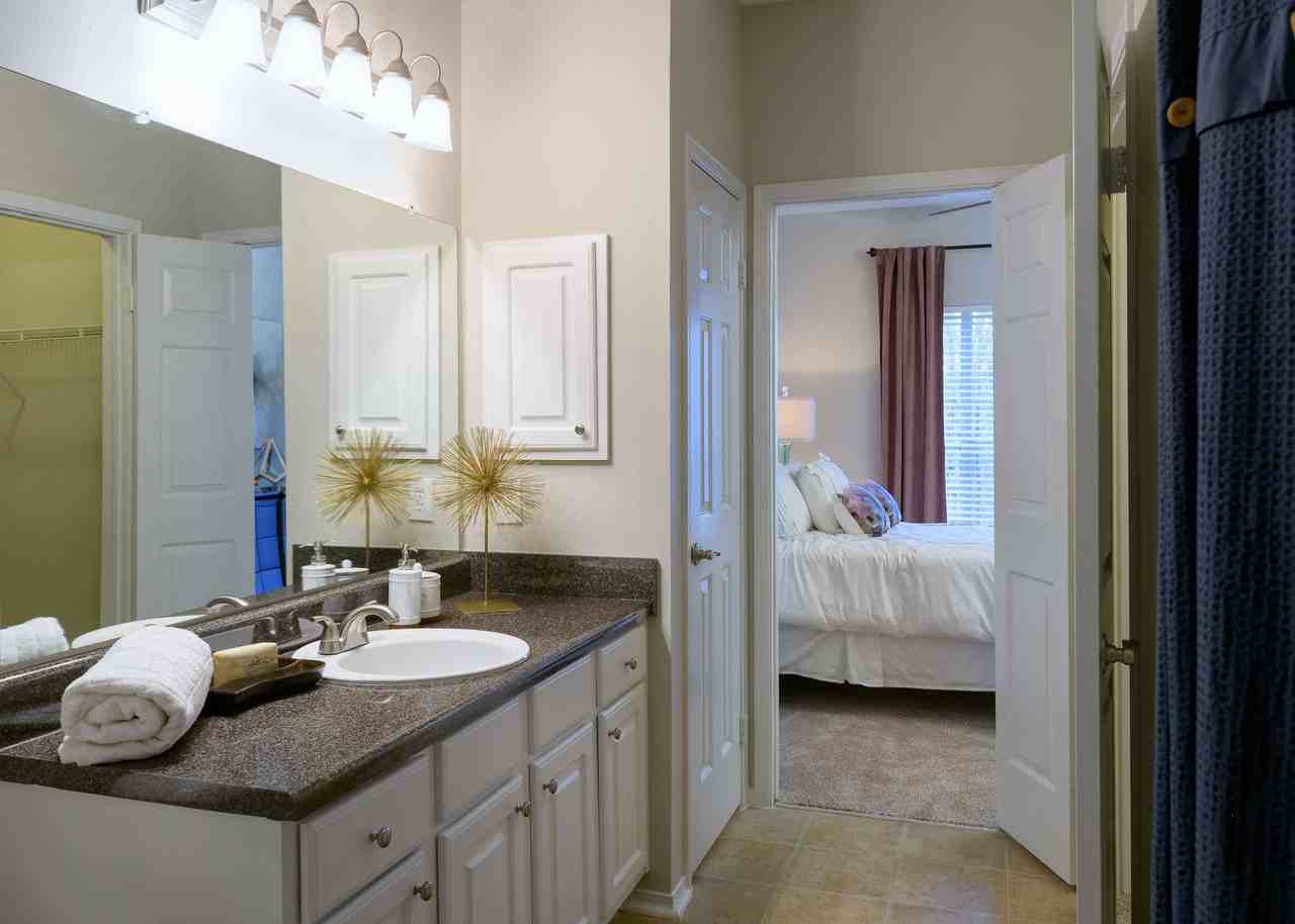 Windward Place - Photo 7 of 18